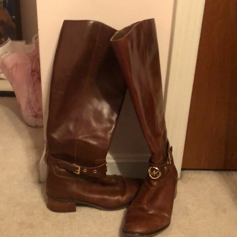 Michael Kors tall boots size 8